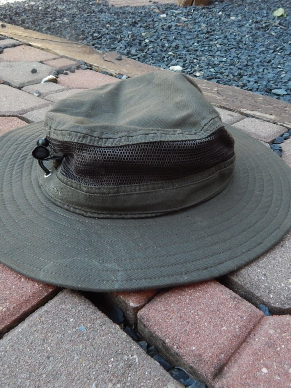 Outdoor Research Vented Safari Style Hat Size Medium